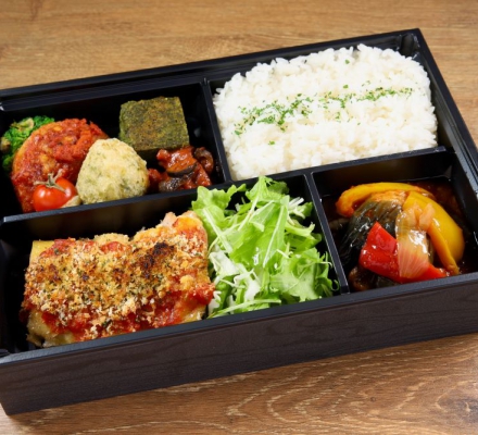 【NEW】鶏モモ肉の香草パン粉焼き